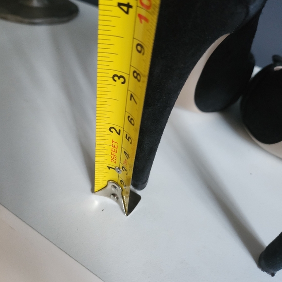 Salvatore Ferragamo Heels - Picture 12 of 13